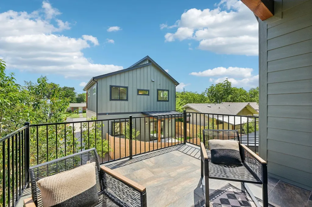 513 W Odell Street Austin TX 78752