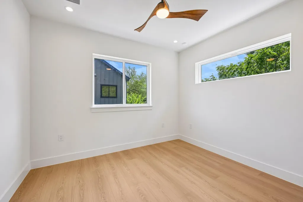 513 W Odell Street Austin TX 78752