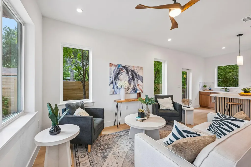 513 W Odell Street Austin TX 78752