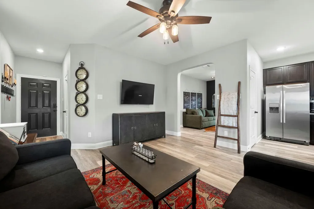 14204 Theodore Roosevelt Street Manor TX 78653