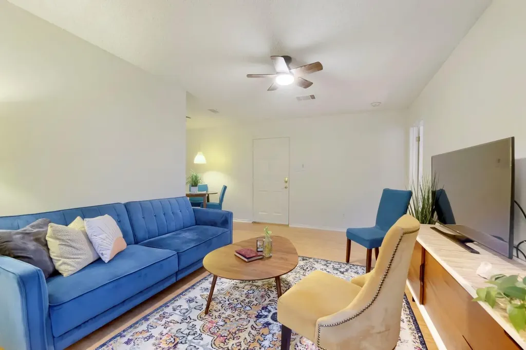 6903 Deatonhill Drive Austin TX 78745