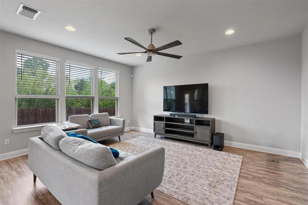 16008 Cessida Street Austin TX 78728