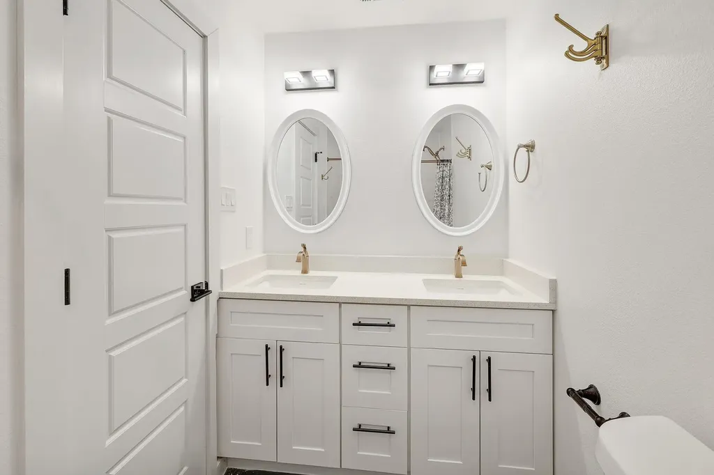 7609 Crystalbrook Drive W Austin TX 78724