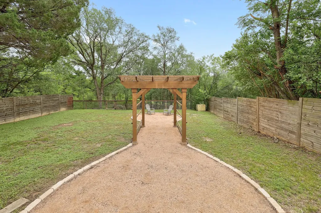 7609 Crystalbrook Drive W Austin TX 78724