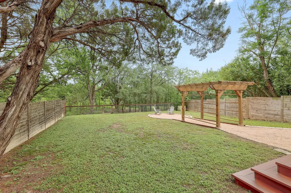 7609 Crystalbrook Drive W Austin TX 78724