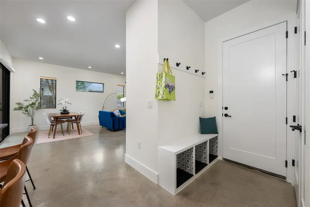 1615 Holly Street Austin TX 78702