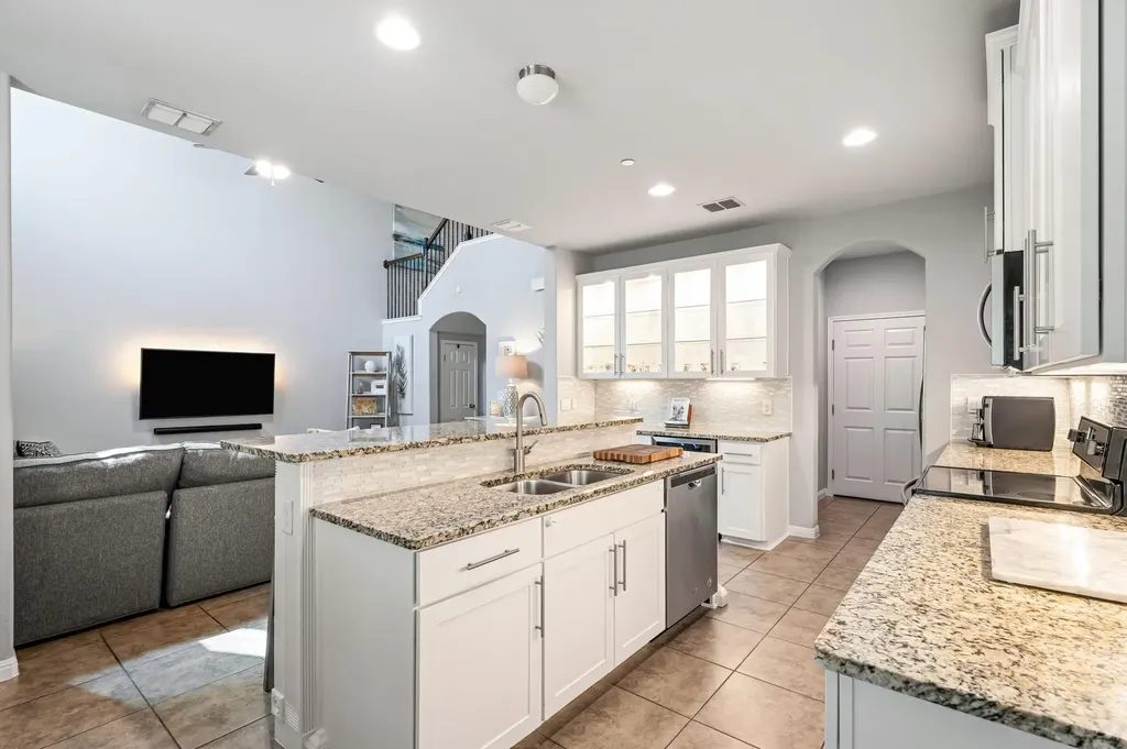 12902 Leatherback Lane Austin TX 78729