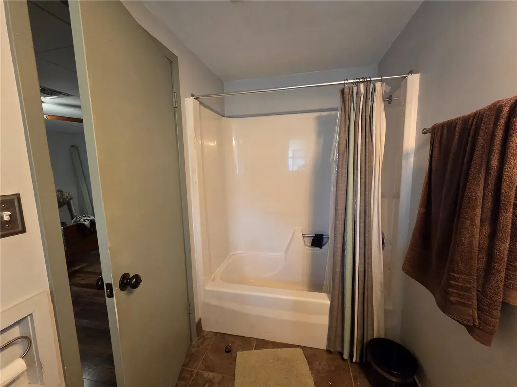 25408 Cove Drive Spicewood TX 78669