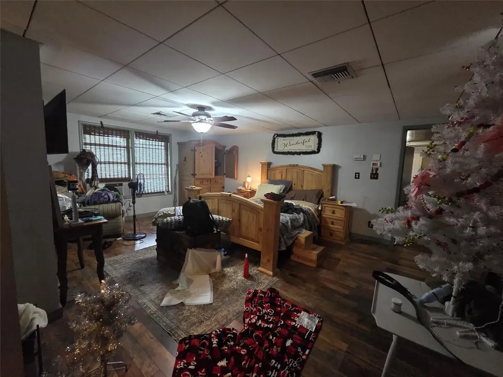 25408 Cove Drive Spicewood TX 78669