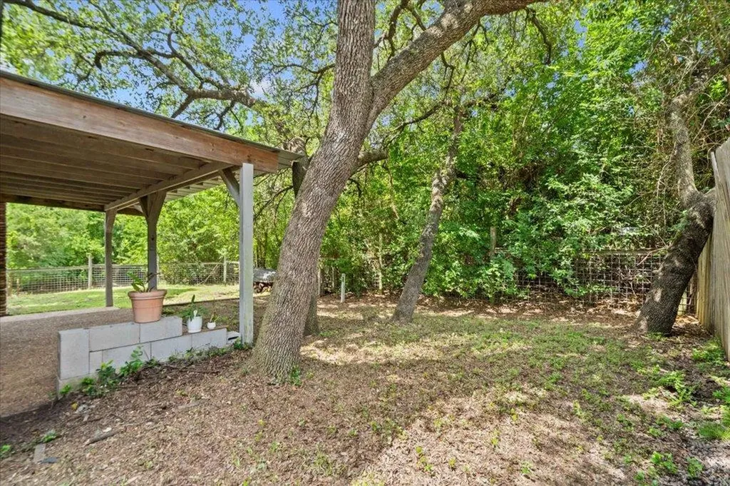 7229 S Brook Drive Austin TX 78736