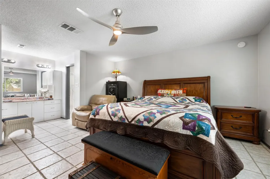 7805 Wakefield Drive Austin TX 78749