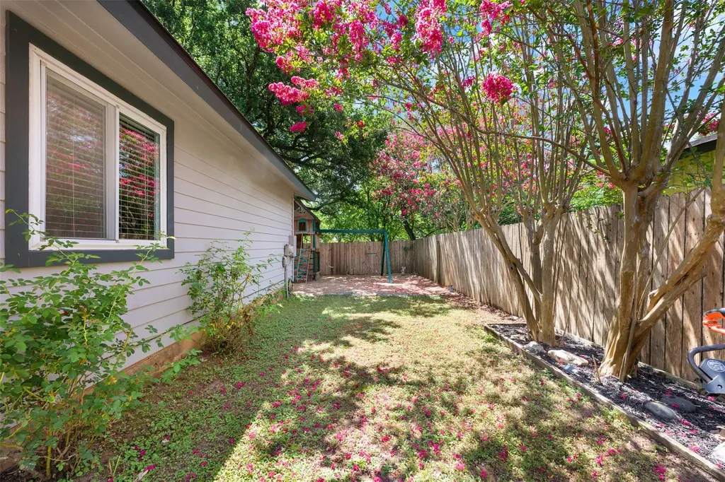 7805 Wakefield Drive Austin TX 78749