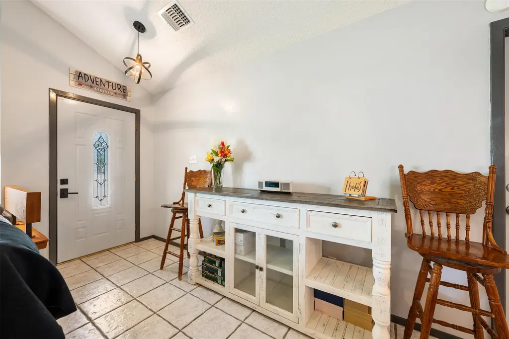 7805 Wakefield Drive Austin TX 78749