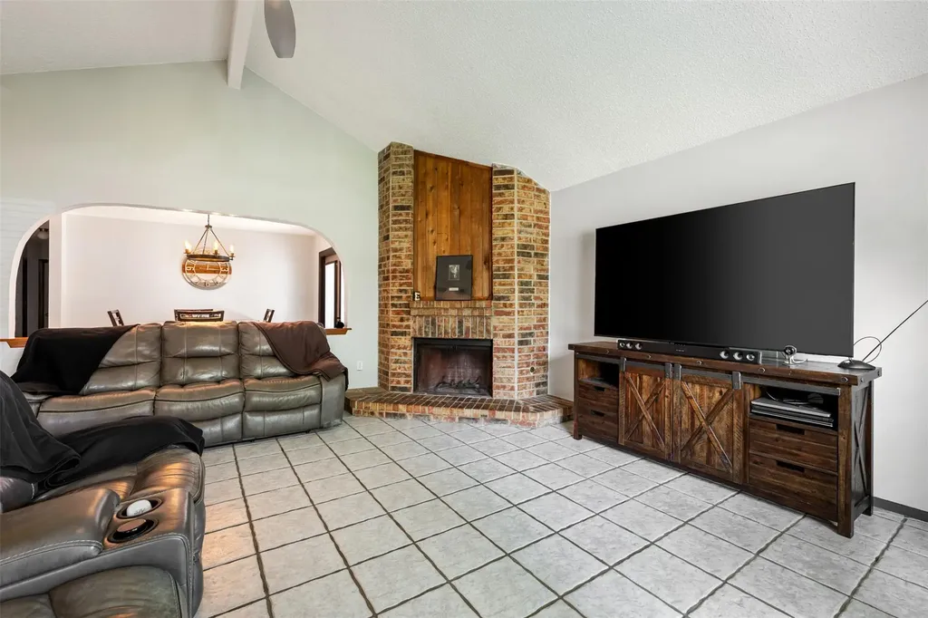 7805 Wakefield Drive Austin TX 78749