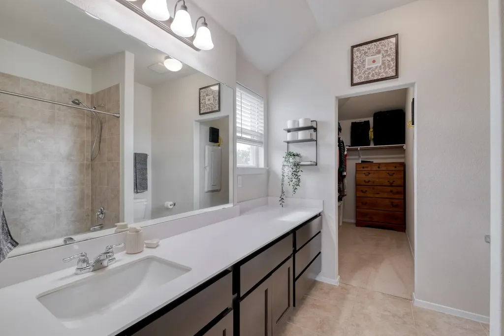 109 Saranac Drive Elgin TX 78621