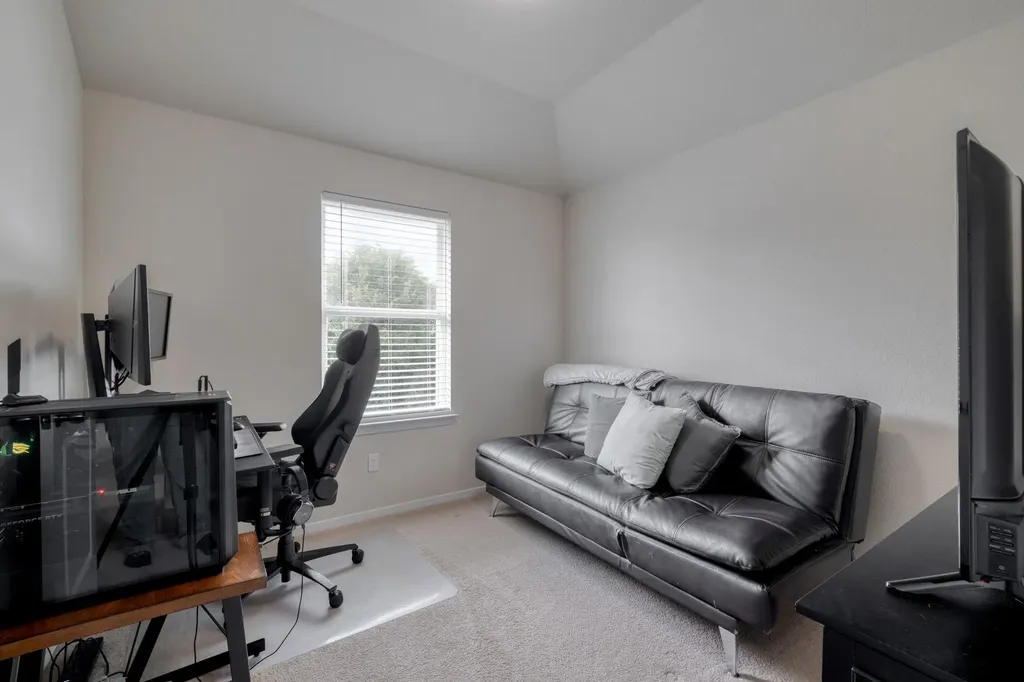109 Saranac Drive Elgin TX 78621