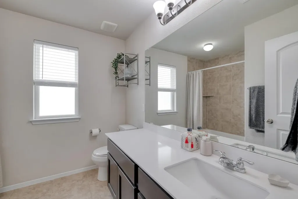 109 Saranac Drive Elgin TX 78621