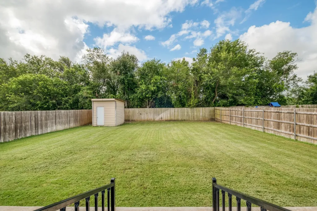109 Saranac Drive Elgin TX 78621