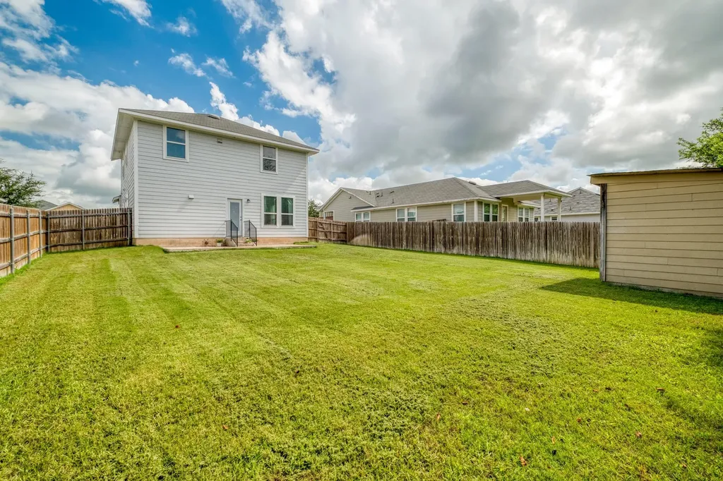 109 Saranac Drive Elgin TX 78621