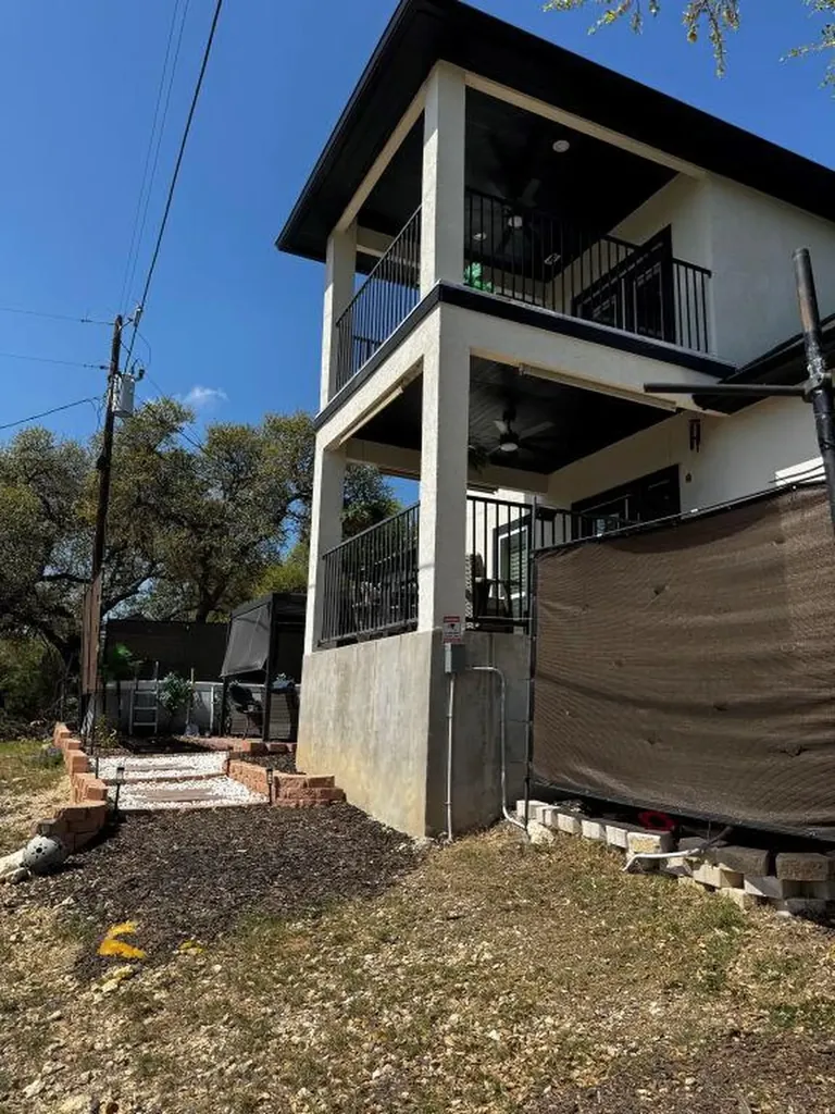 626 Hillclimb Canyon Lake TX 78133