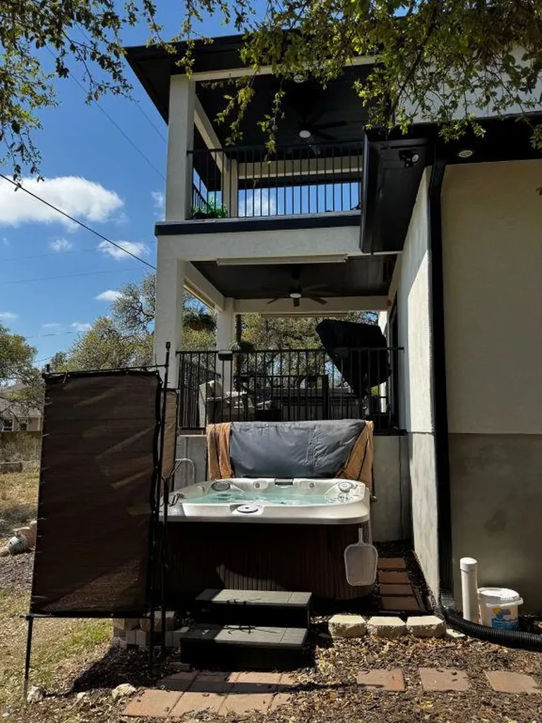 626 Hillclimb Canyon Lake TX 78133