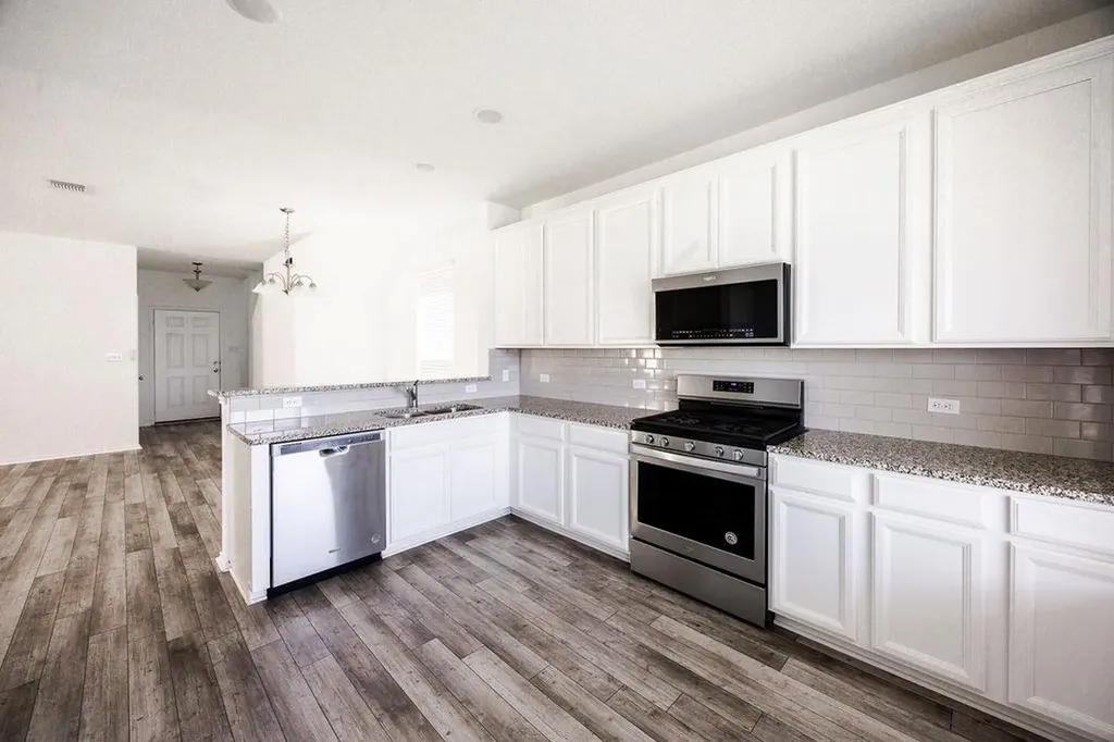 448 English Oak Street Georgetown TX 78626