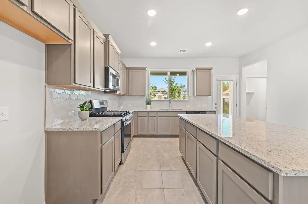 237 Reveille Drive Kyle TX 78640