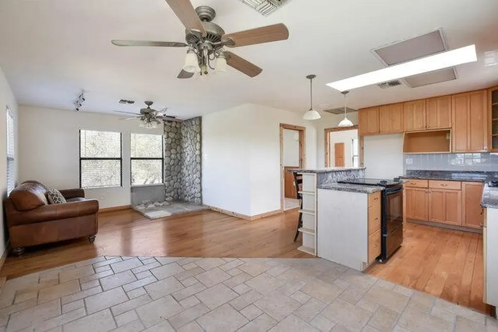 1610 County Road 262 Georgetown TX 78633
