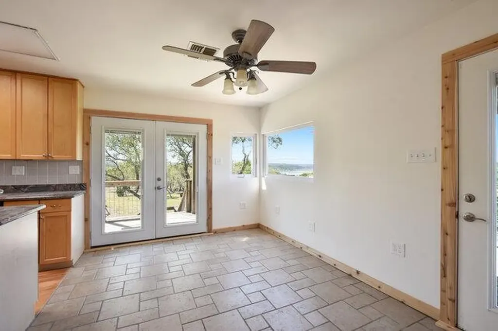 1610 County Road 262 Georgetown TX 78633