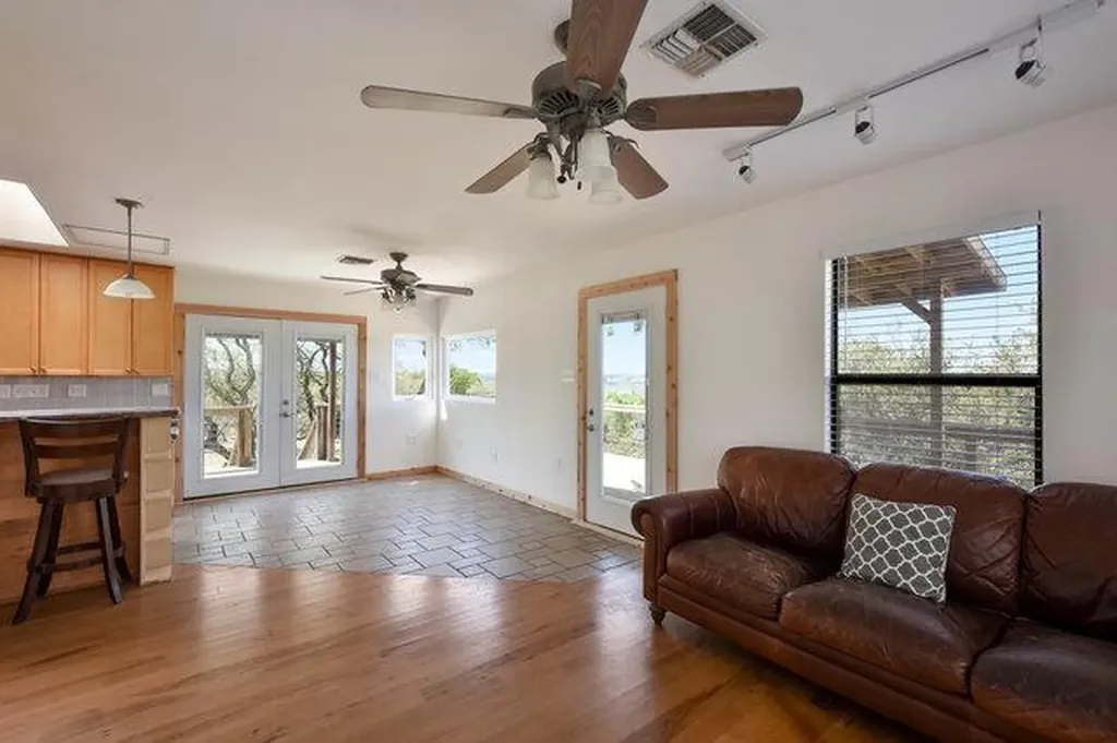 1610 County Road 262 Georgetown TX 78633