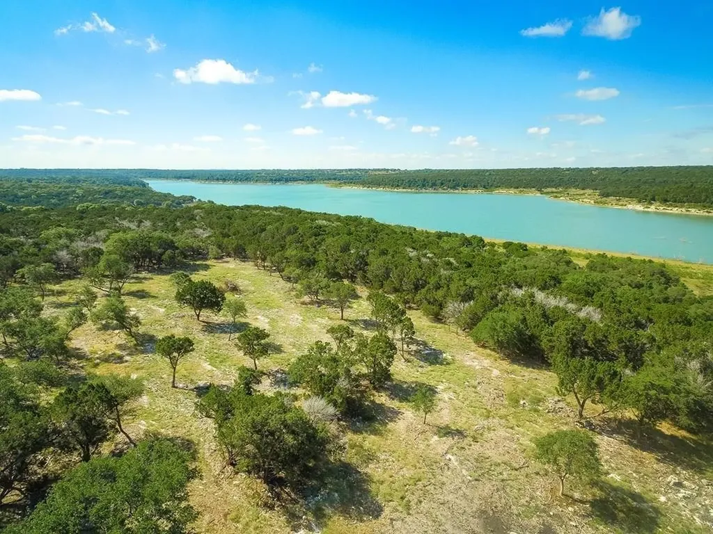 1610 County Road 262 Georgetown TX 78633