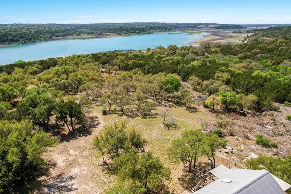 1610 County Road 262 Georgetown TX 78633