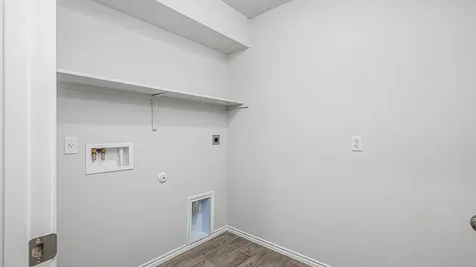 152 Mcnamara Court Jarrell TX 76537