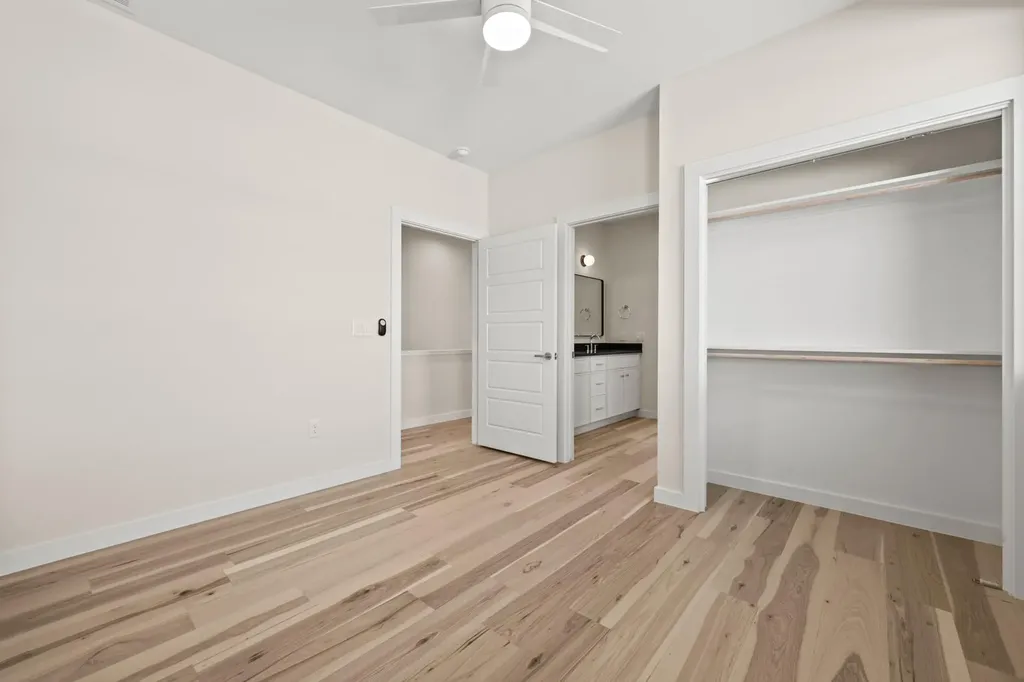 4801 Sara Drive Austin TX 78721