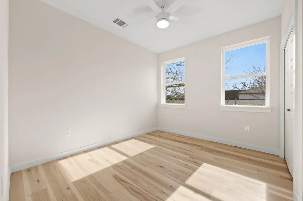 4801 Sara Drive Austin TX 78721