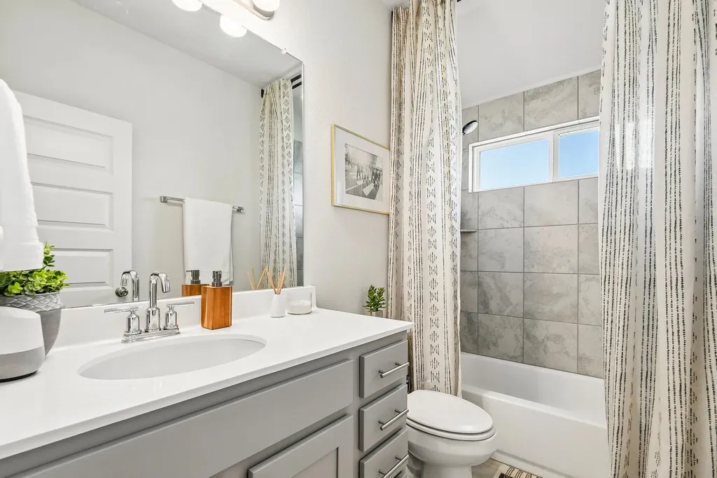 10700 Sentinel Drive Austin TX 78747