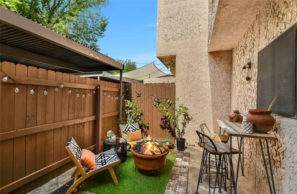 3601 Las Colinas Drive Austin TX 78731