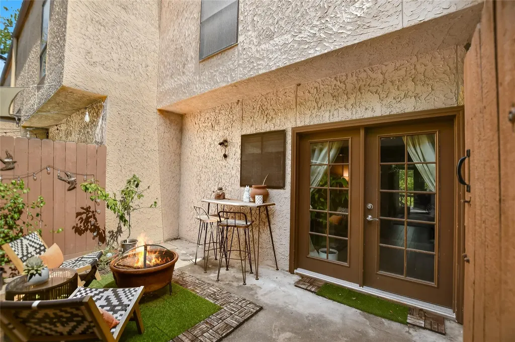 3601 Las Colinas Drive Austin TX 78731