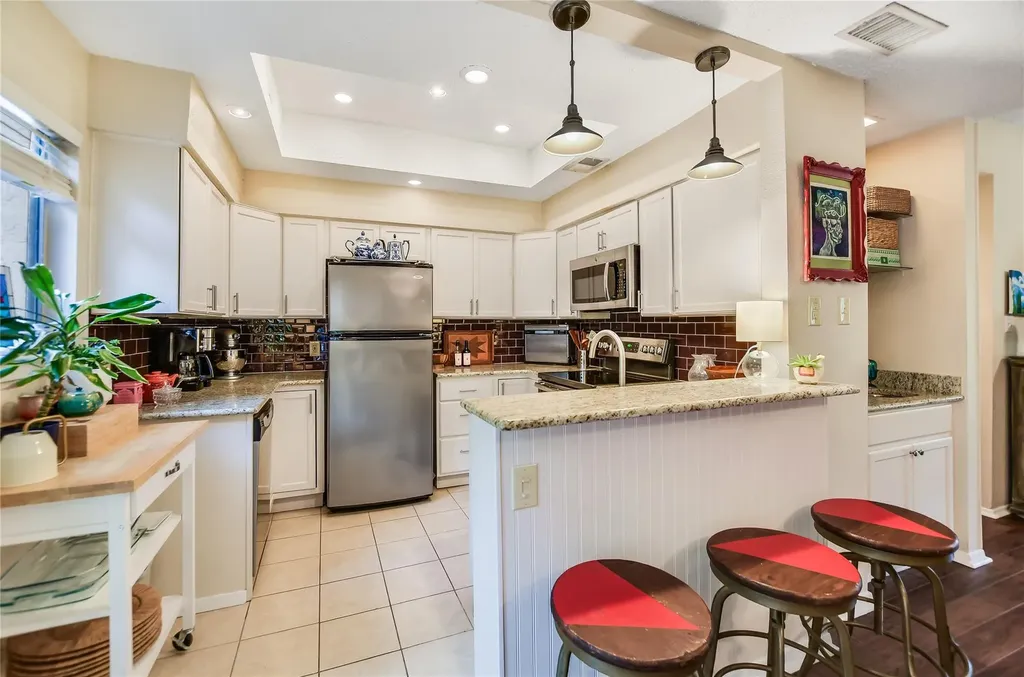 3601 Las Colinas Drive Austin TX 78731