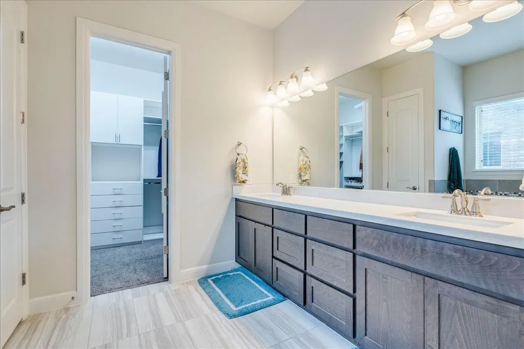 2204 Camino Alemeda Lane Leander TX 78641