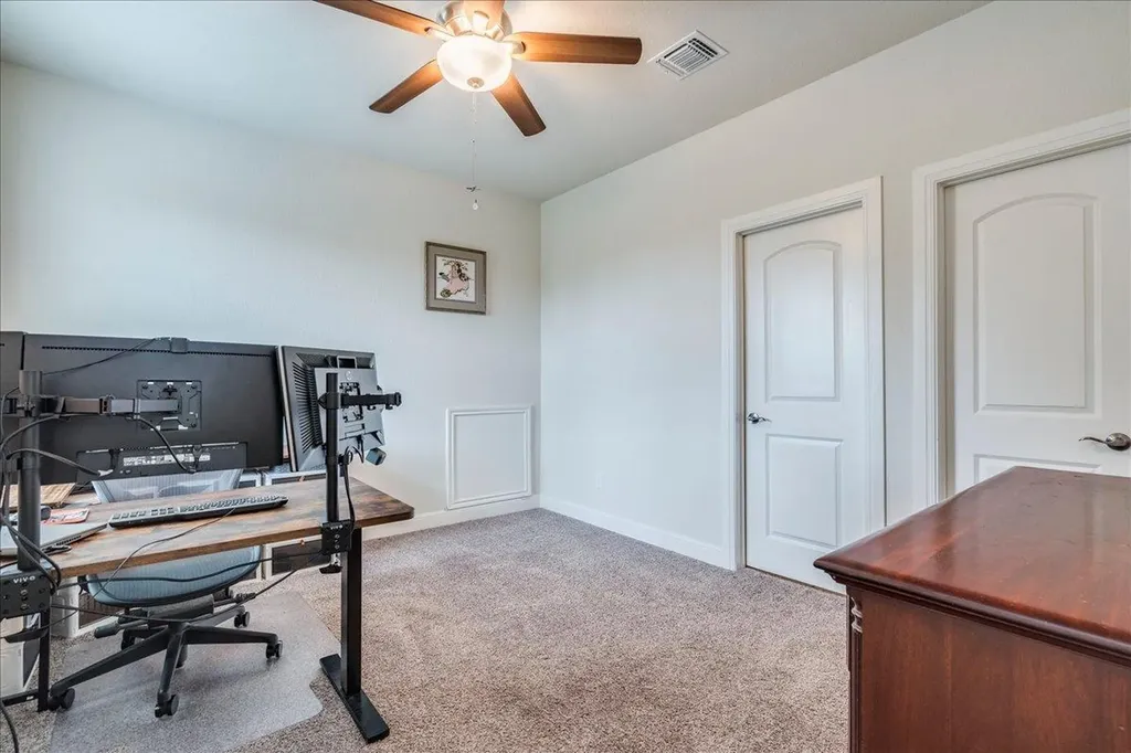 2204 Camino Alemeda Lane Leander TX 78641