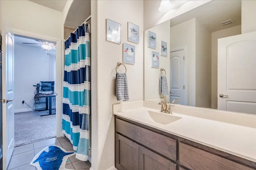 2204 Camino Alemeda Lane Leander TX 78641