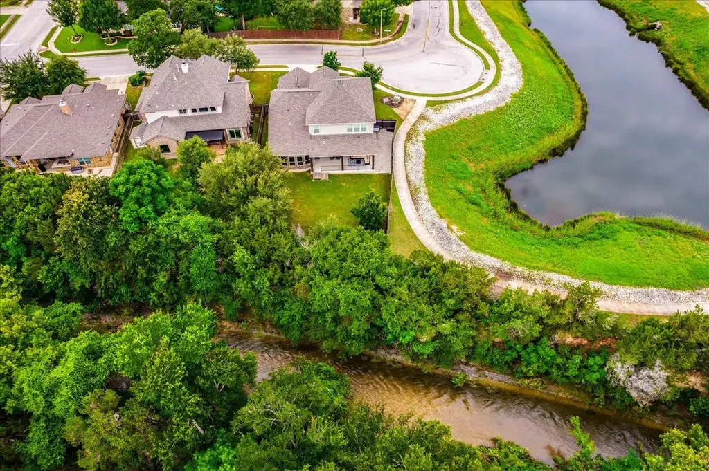 2204 Camino Alemeda Lane Leander TX 78641