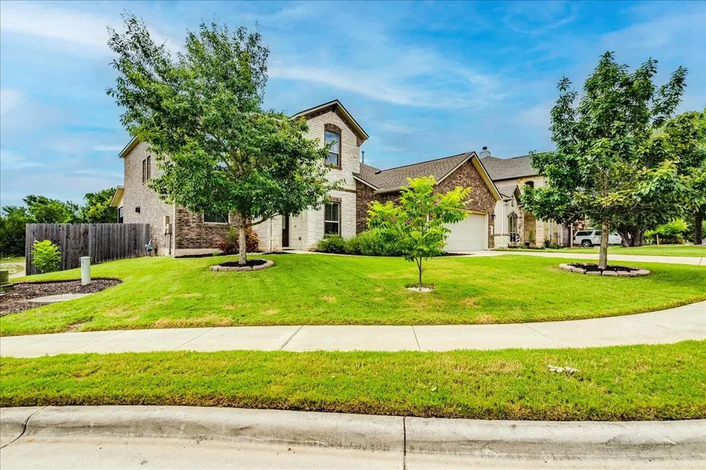 2204 Camino Alemeda Lane Leander TX 78641