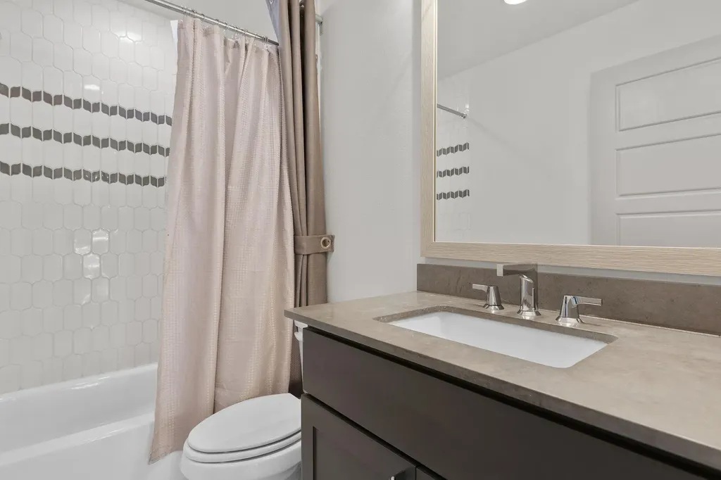 109 Leon Loop Liberty Hill TX 78642
