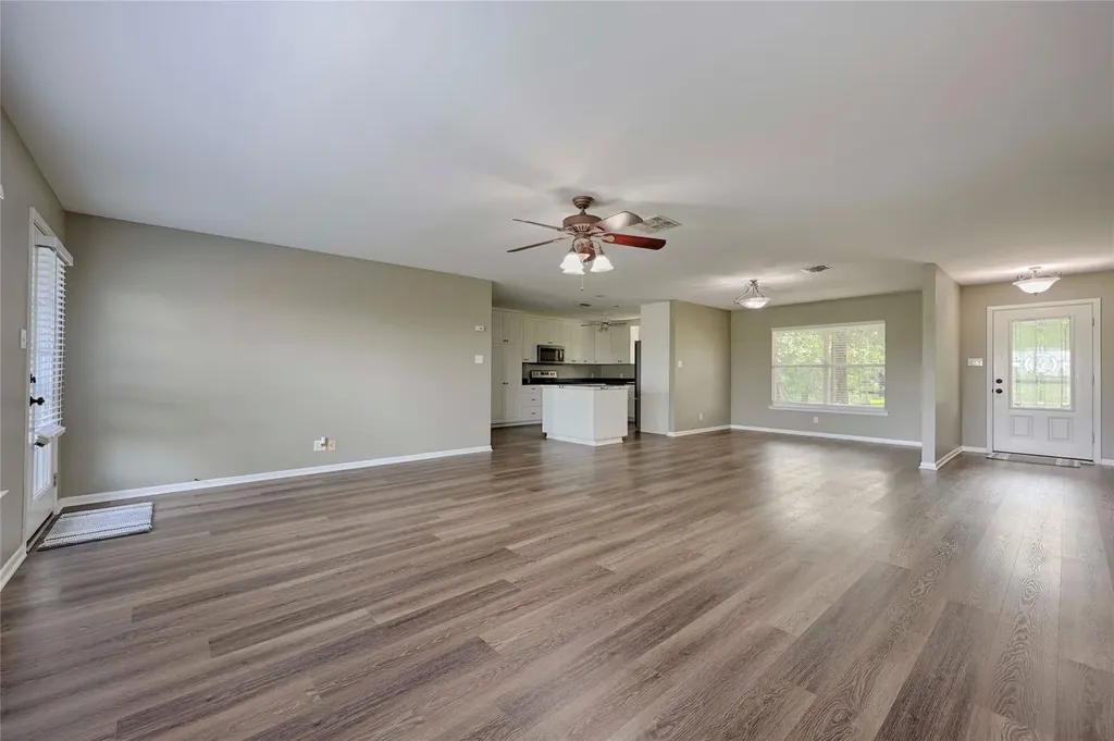 3545 E I 10 Frontage Road Schulenburg TX 78956