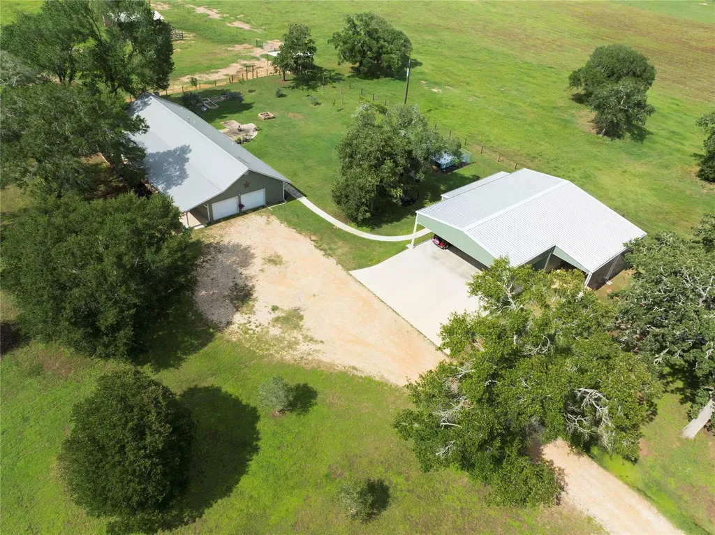 3545 E I 10 Frontage Road Schulenburg TX 78956