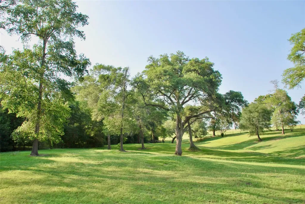 3545 E I 10 Frontage Road Schulenburg TX 78956