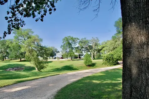 3545 E I 10 Frontage Road Schulenburg TX 78956