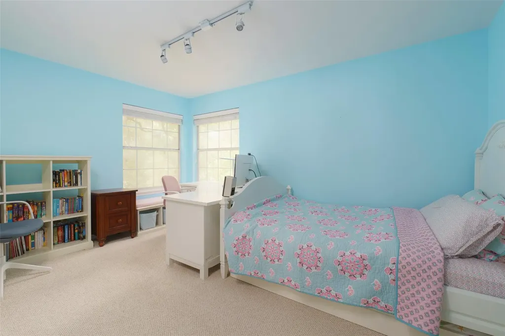 10619 Skyflower Drive Austin TX 78759